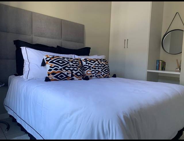 2 BEDROOM PROPERTY TO RENT IN GRAND CENTRAL